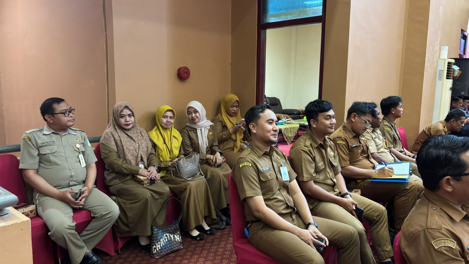 LAPORAN HARIAN BAGIAN ORGANISASI