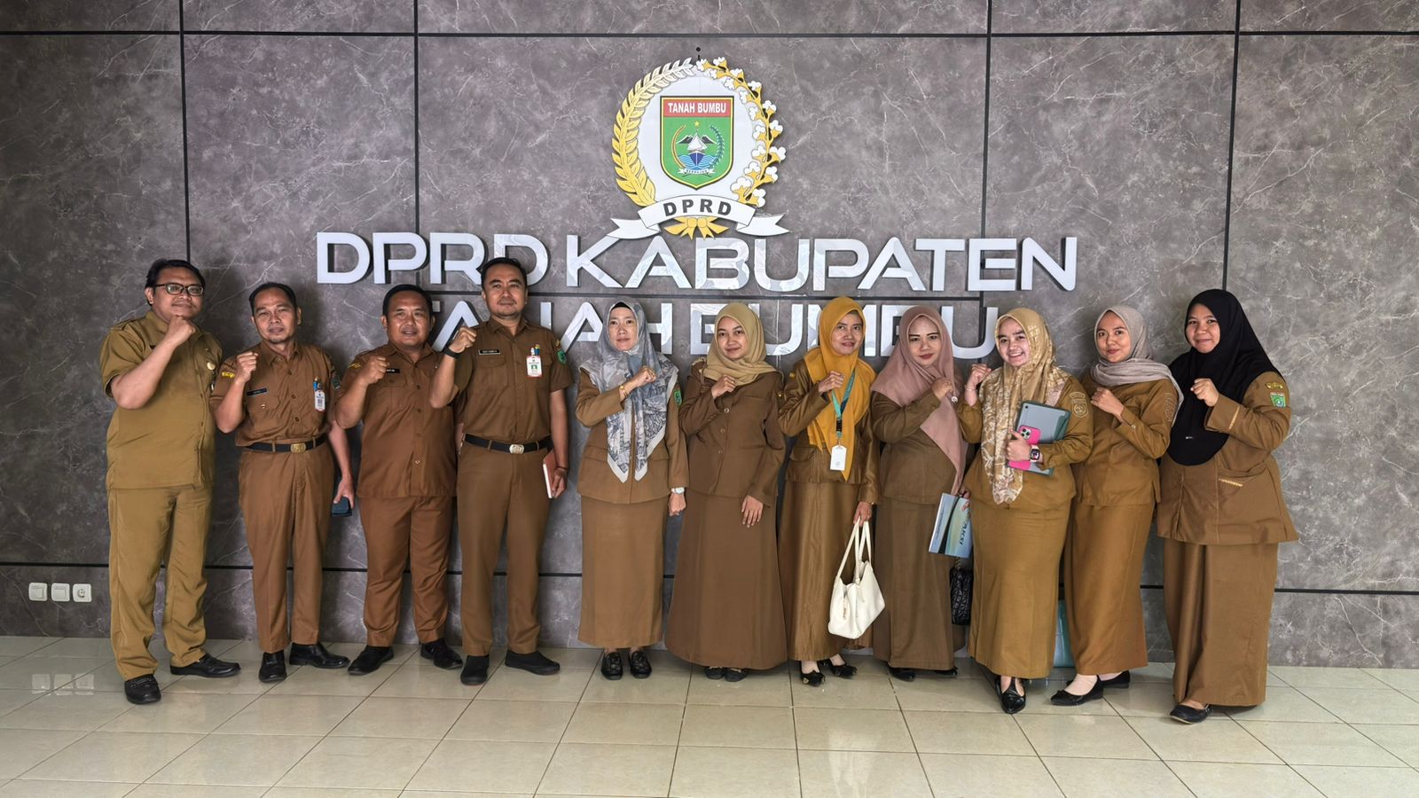 LAPORAN HARIAN BAGIAN ORGANISASI