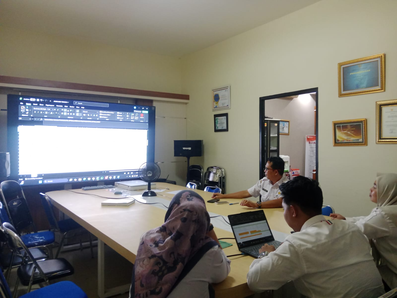 LAPORAN HARIAN BAGIAN ORGANISASI