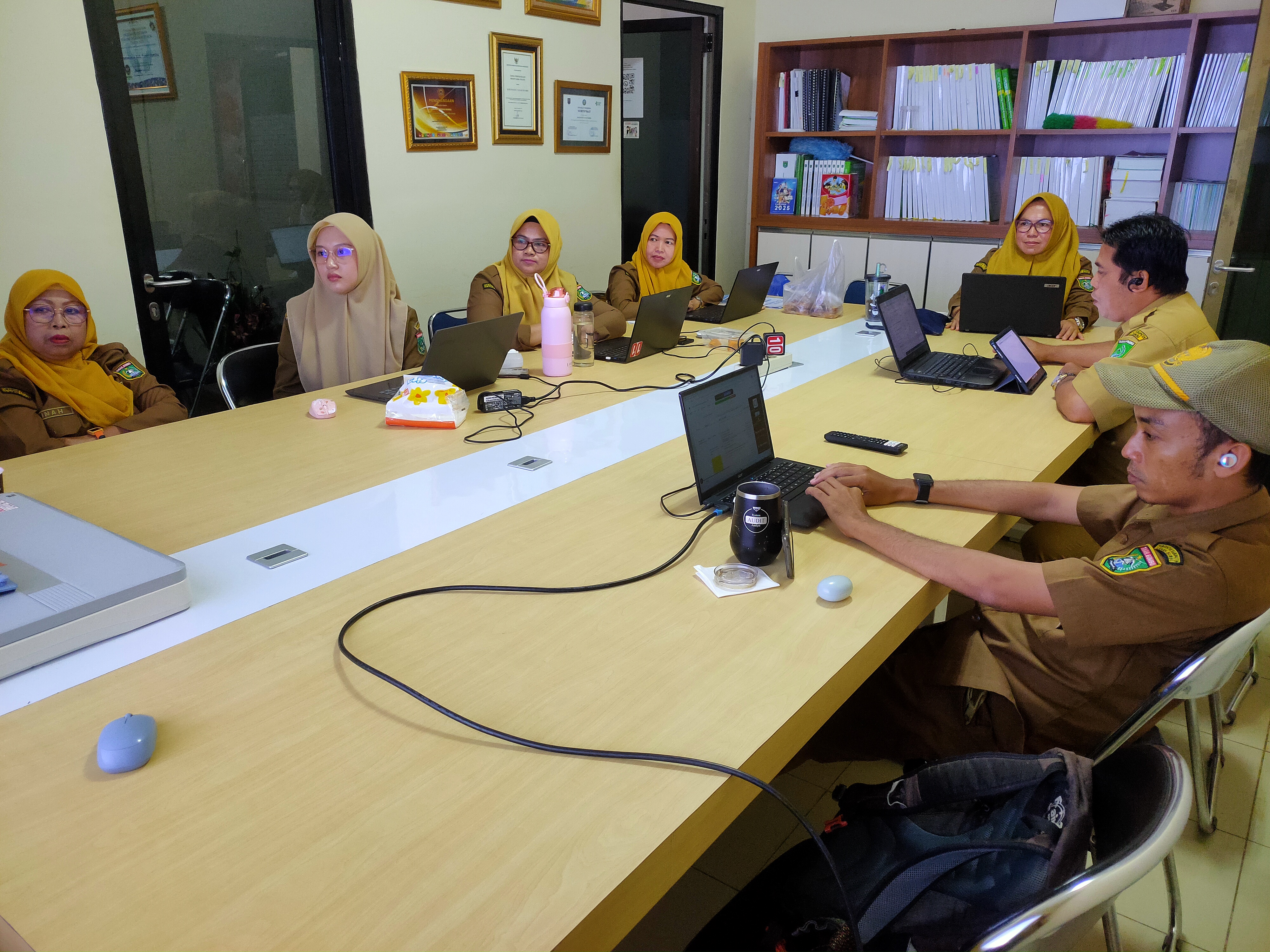 LAPORAN HARIAN BAGIAN ORGANISASI
