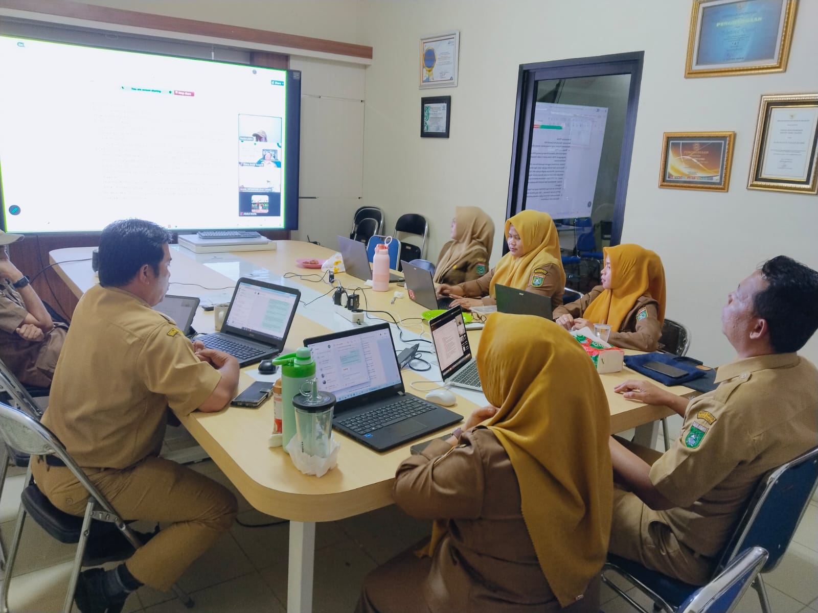 LAPORAN HARIAN BAGIAN ORGANISASI