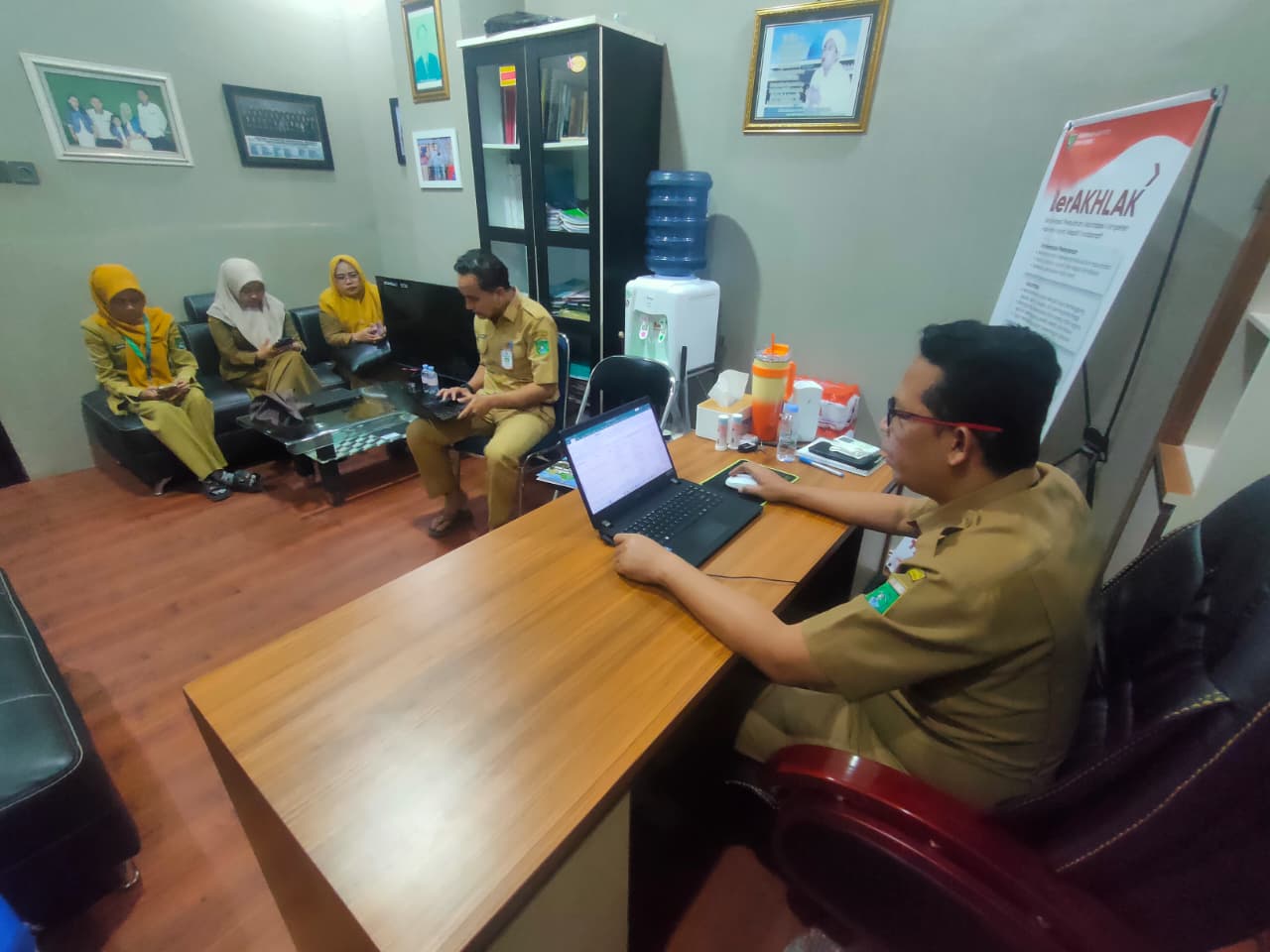 LAPORAN HARIAN BAGIAN ORGANISASI