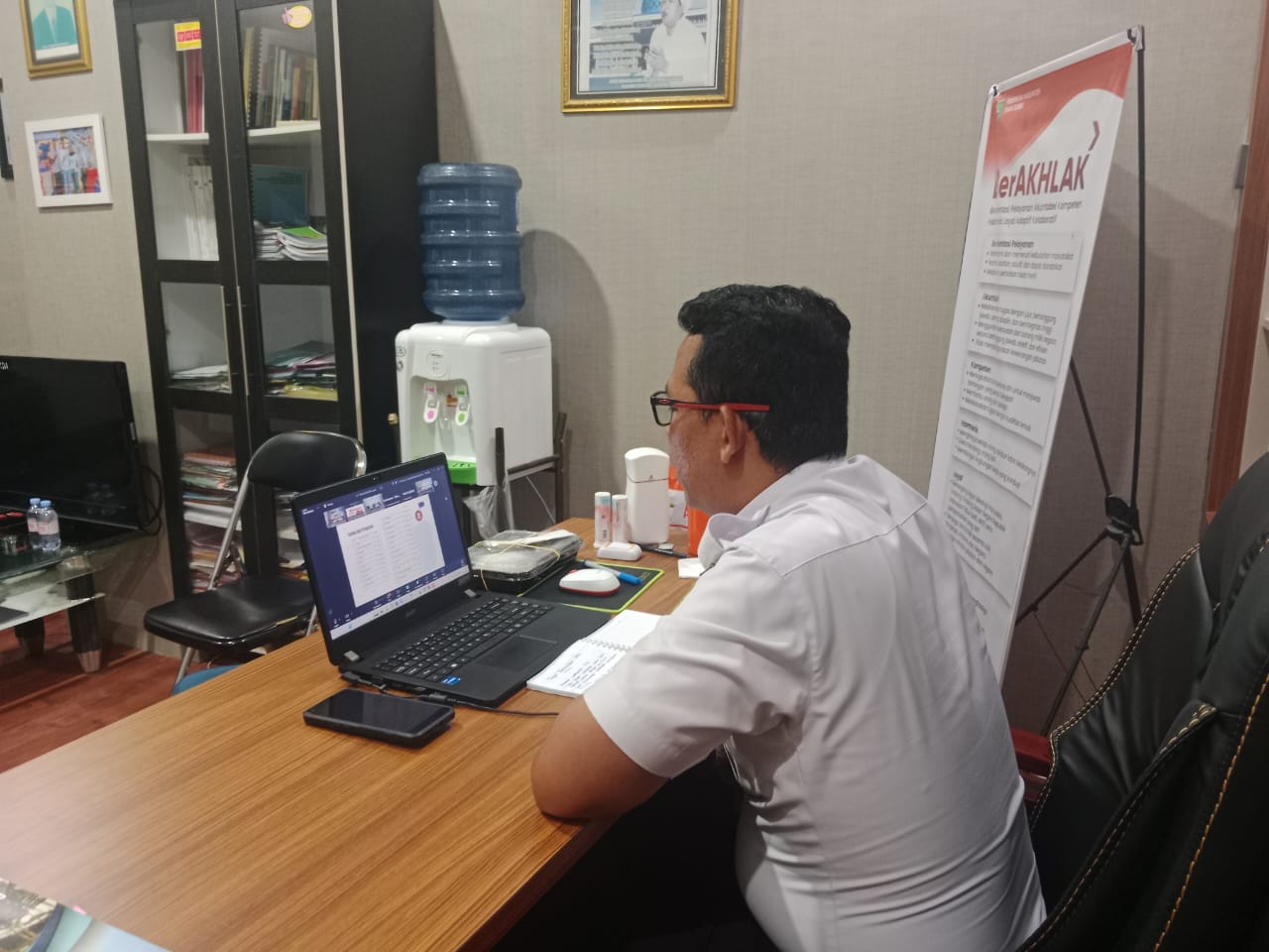 LAPORAN HARIAN BAGIAN ORGANISASI 