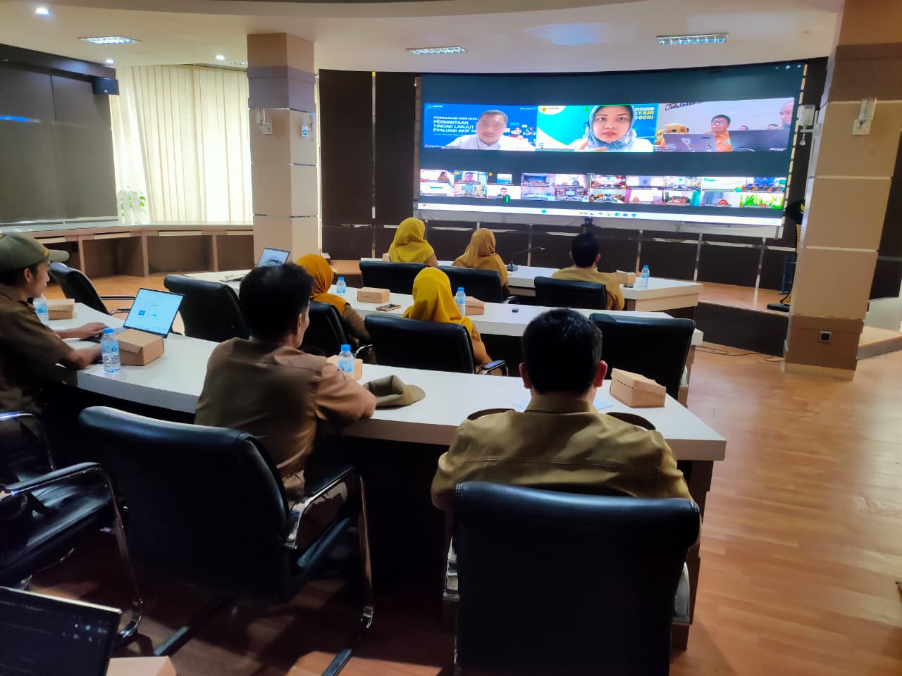 LAPORAN HARIAN BAGIAN ORGANISASI