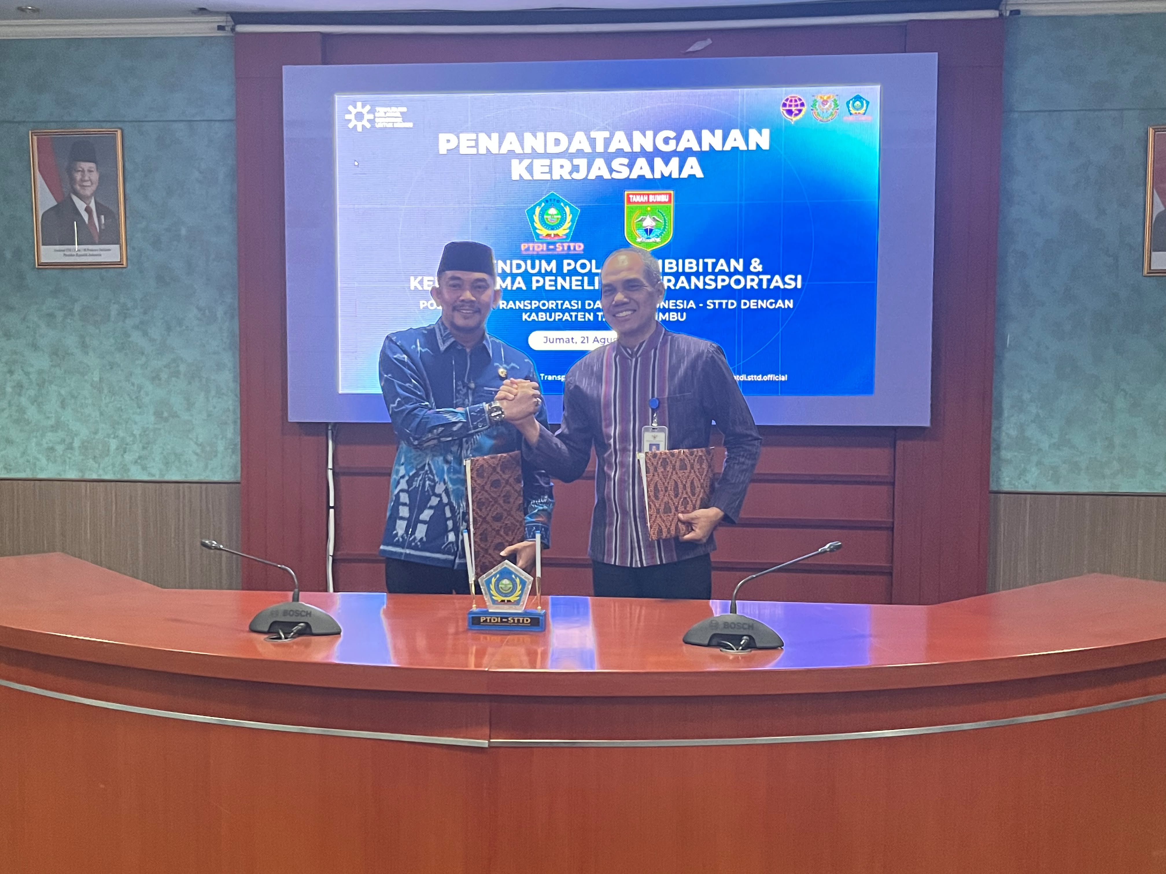 LAPORAN HARIAN BAGIAN ORGANISASI
