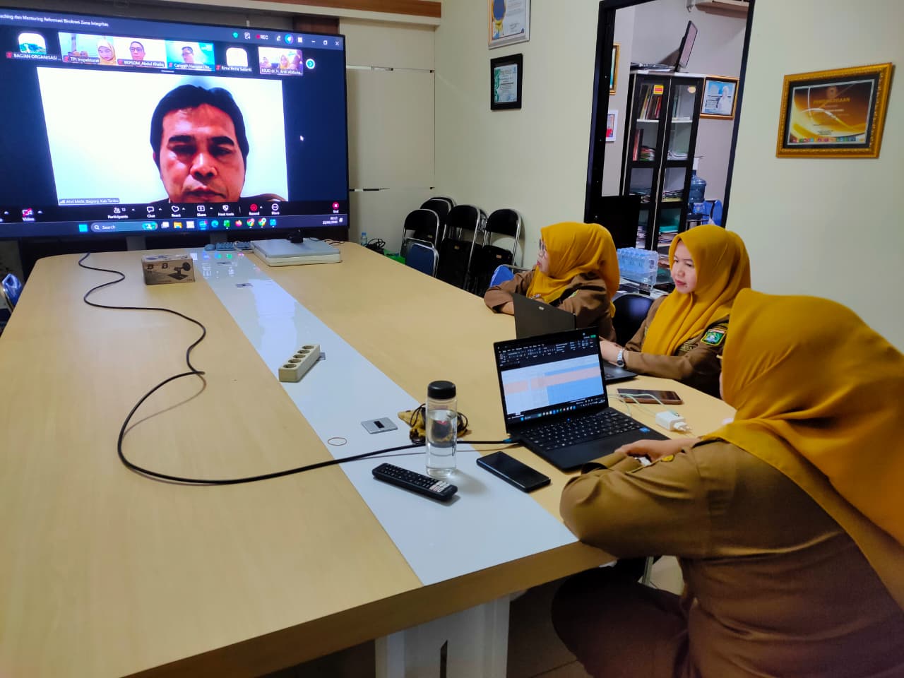 LAPORAN HARIAN BAGIAN ORGANISASI