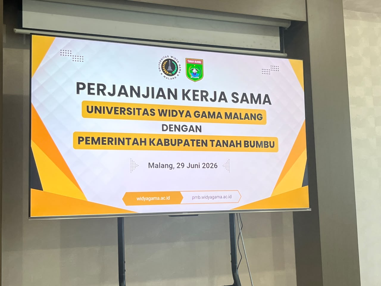 LAPORAN HARIAN BAGIAN ORGANISASI